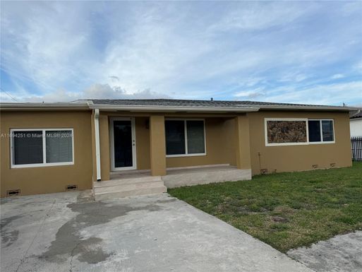 255 E 18th St, Hialeah FL 33010