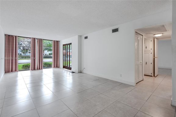 2000 Atlantic Shores Blvd # 107, Hallandale Beach FL 33009