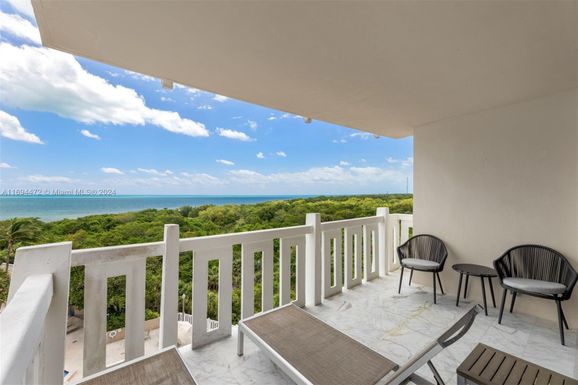 1121 Crandon Blvd # D607, Key Biscayne FL 33149