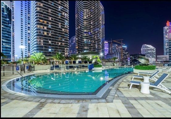 999 SW 1st Ave # 1205, Miami FL 33130