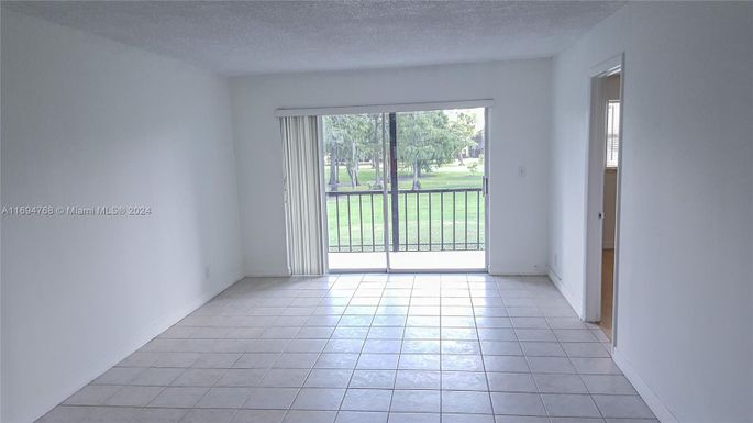 7911 N Colony Cir N # 202, Tamarac FL 33321