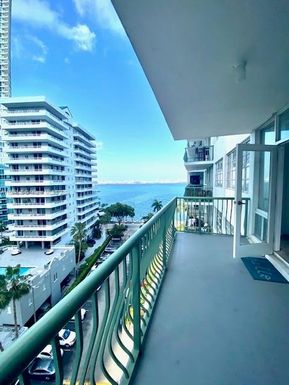 1408 Brickell Bay Dr # 916, Miami FL 33131