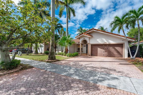 4254 SW 161st Pl, Miami FL 33185