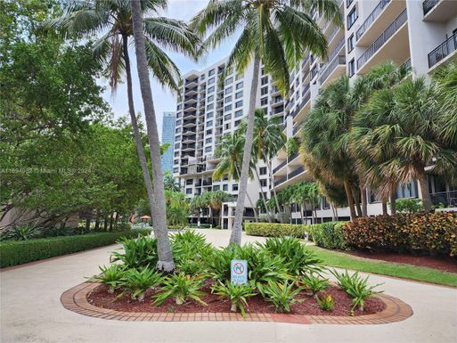 540 Brickell Key Dr # 1517, Miami FL 33131