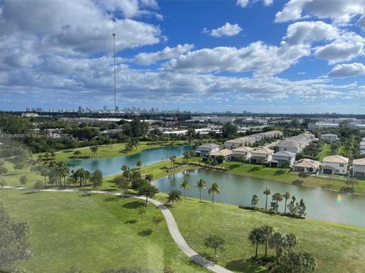 3800 Hillcrest Dr # 1208, Hollywood FL 33021