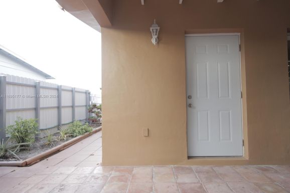 6174 W 14th Ct # 0, Hialeah FL 33012