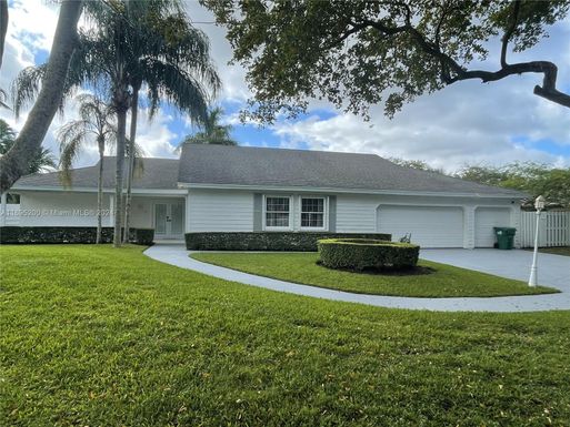 14852 SW 148th St Cir, Miami FL 33196