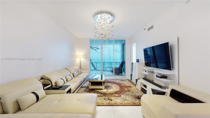 15811 Collins Ave # 504, Sunny Isles Beach FL 33160