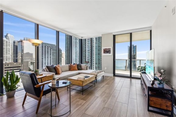 1010 Brickell Avenue # 2401, Miami FL 33131