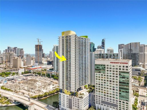 185 SW 7th St # 3100, Miami FL 33130