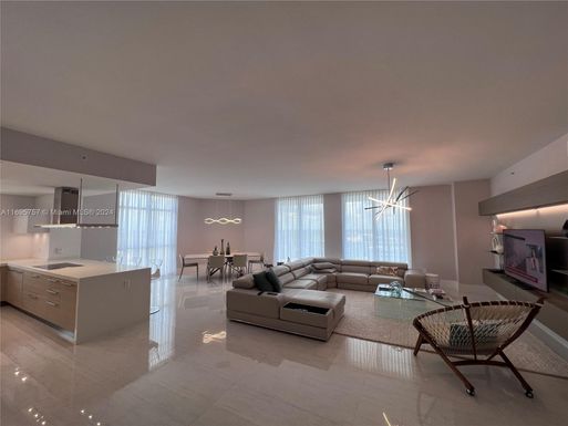 17301 Biscayne Blvd # 1402, North Miami Beach FL 33160