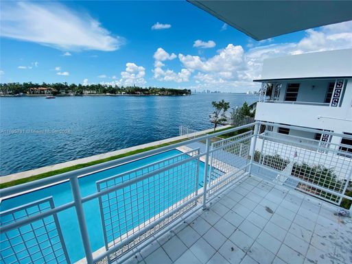 960 Bay Dr # 906, Miami Beach FL 33141