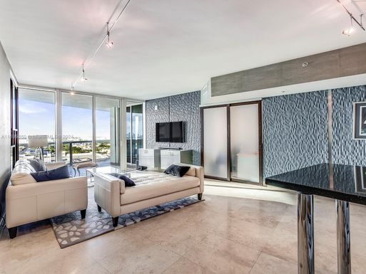 400 Alton Rd # 1909, Miami Beach FL 33139