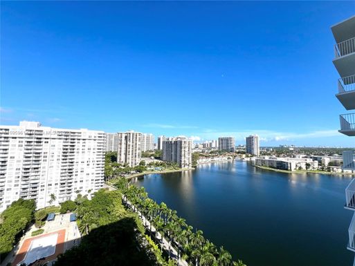 2801 NE 183rd St # 1914W, Aventura FL 33160