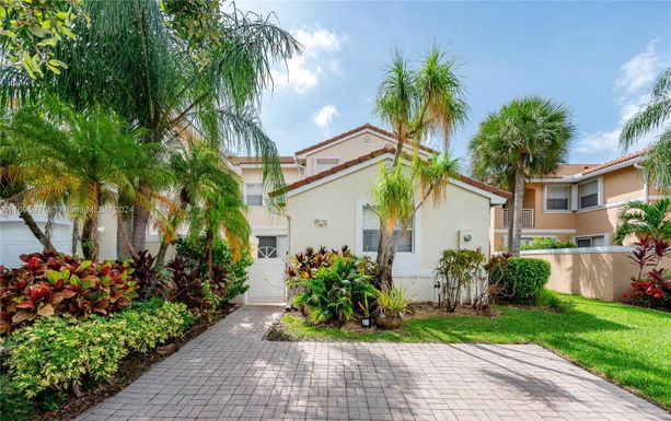 1571 Seagrape Way # 1571, Hollywood FL 33019