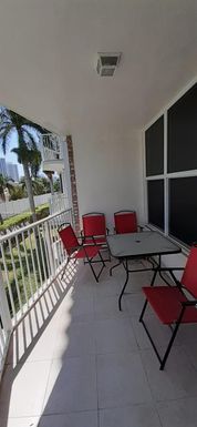 3181 S Ocean Dr # 208, Hallandale Beach FL 33009