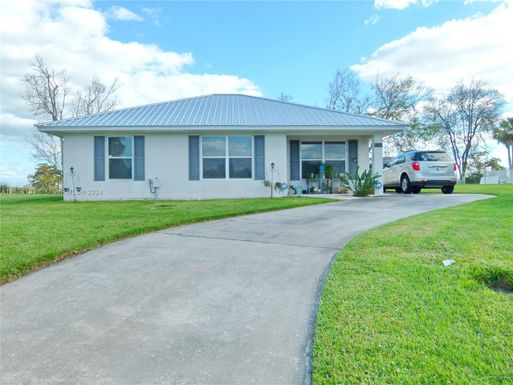 5280 SE 42nd Trace, Okeechobee FL 34974