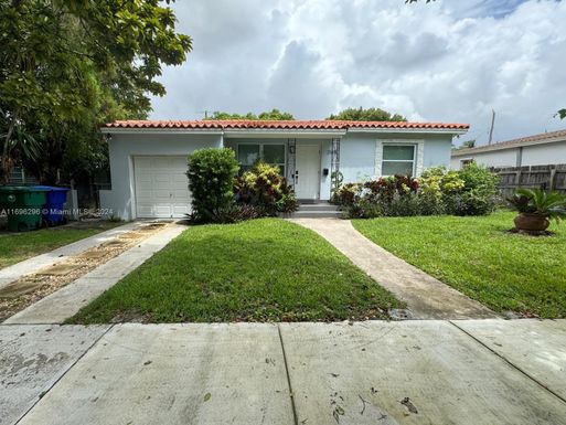 2185 SW 26th St, Miami FL 33133