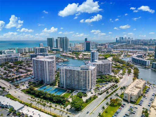 600 Three Islands Blvd # 816, Hallandale Beach FL 33009