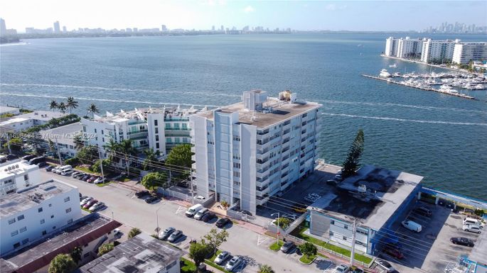 2016 Bay Dr # 201, Miami Beach FL 33141