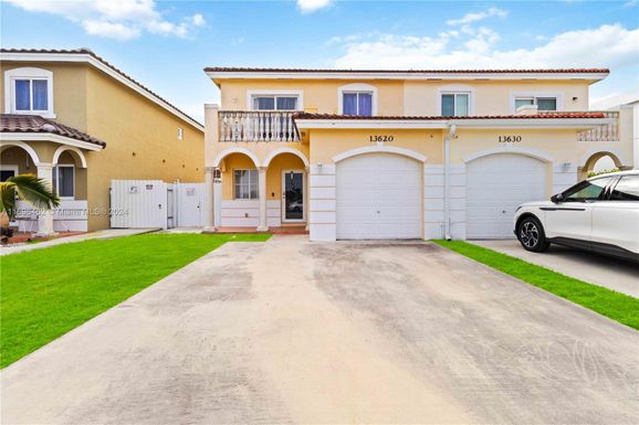 13620 SW 260th St, Homestead FL 33032