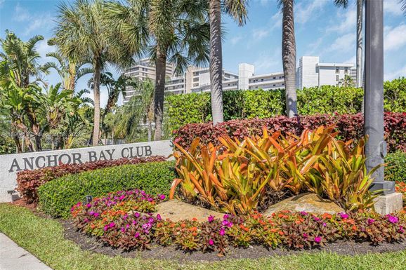 300 Three Islands Blvd # 819, Hallandale Beach FL 33009