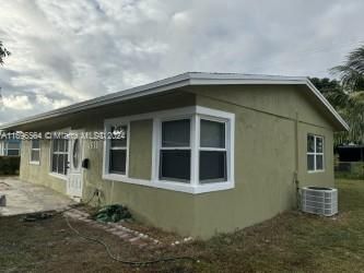 1611 NE 32nd Pl, Pompano Beach FL 33064