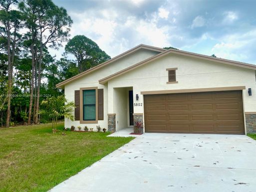 5802 Killarney Ave, Fort Pierce FL 34951