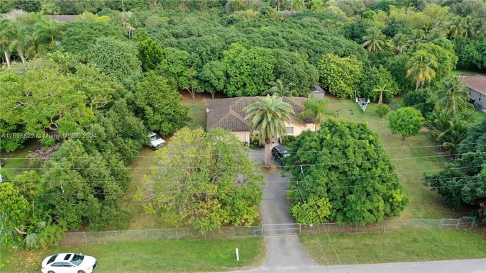 16035 SW 173 AVE, Unincorporated Dade County FL 33187