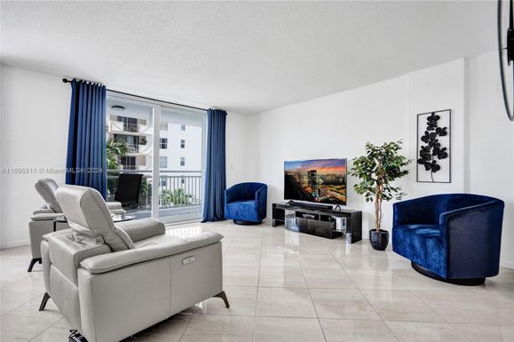 1849 S Ocean Dr # 408, Hallandale Beach FL 33009