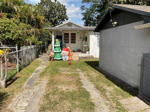 3121 SW 23rd Ter, Miami FL 33145