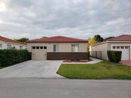 17078 SW 142 Pl, Miami FL 33177