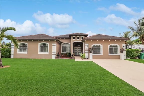 32151 SW 204 CT, Homestead FL 33030