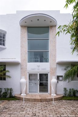 1526 Pennsylvania Ave # 17, Miami Beach FL 33139