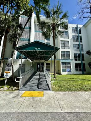 17620 Atlantic Blvd # 316, Sunny Isles Beach FL 33160