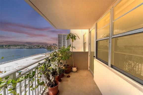 250 174th St # 601, Sunny Isles Beach FL 33160