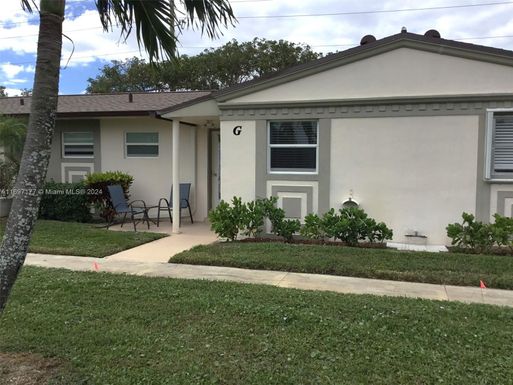 2823 Crosley Dr W # G, West Palm Beach FL 33415