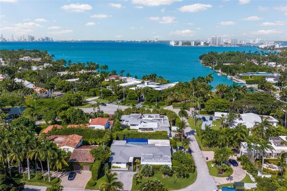 6420 Pinetree Drive Cir, Miami Beach FL 33141