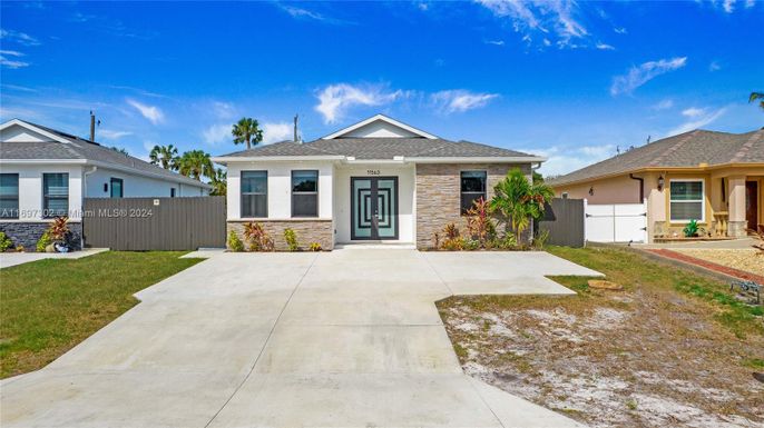 11563 Saunders Ave, Bonita Springs FL 34135