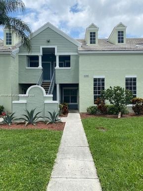 1205 Crystal Way, Delray Beach FL 33444