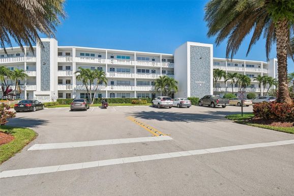 3014 Oakridge A # 3014, Deerfield Beach FL 33442