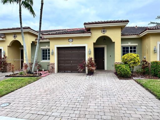 1203 NE 32nd Ter, Homestead FL 33033