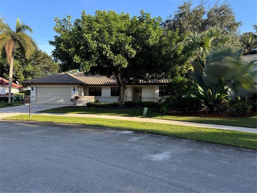 3059 Perriwinkle Cir, Davie FL 33328