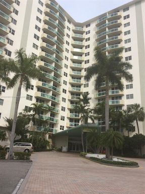 3001 S Ocean Dr # 233, Hollywood FL 33019