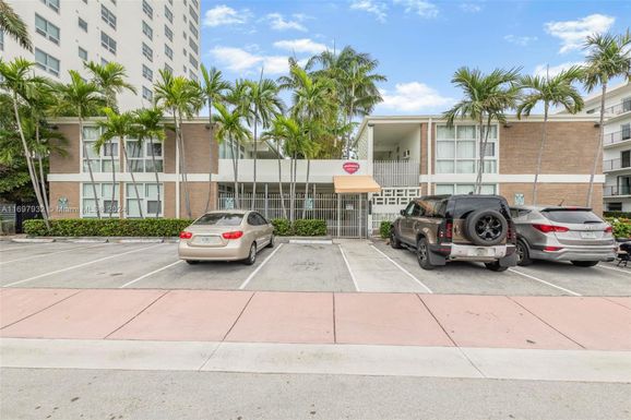 1850 Meridian Ave # 25, Miami Beach FL 33139