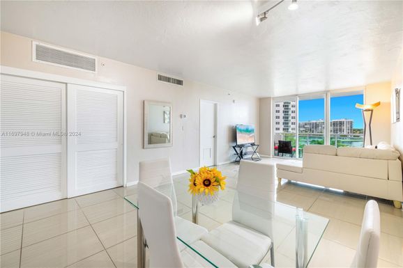 3001 S Ocean Dr # 529, Hollywood FL 33019