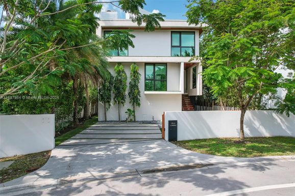 288 Palm Ave, Miami Beach FL 33139