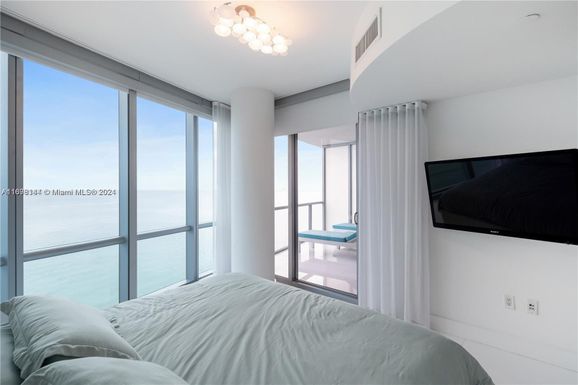 17121 Collins Ave # 1703, Sunny Isles Beach FL 33160