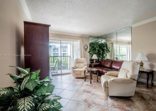 201 178th Dr # 420, Sunny Isles Beach FL 33160