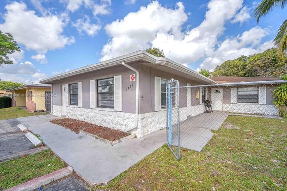 1451 NW 20th Ct, Fort Lauderdale FL 33311